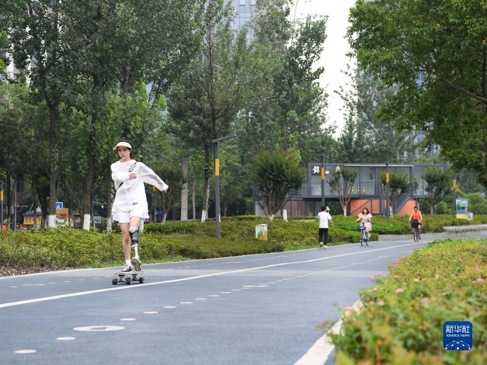 辉皇娱乐